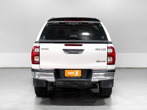 2020-toyota-hilux-revo-2-4-mid-prerunner-1p2036-slide-thumbnail-16