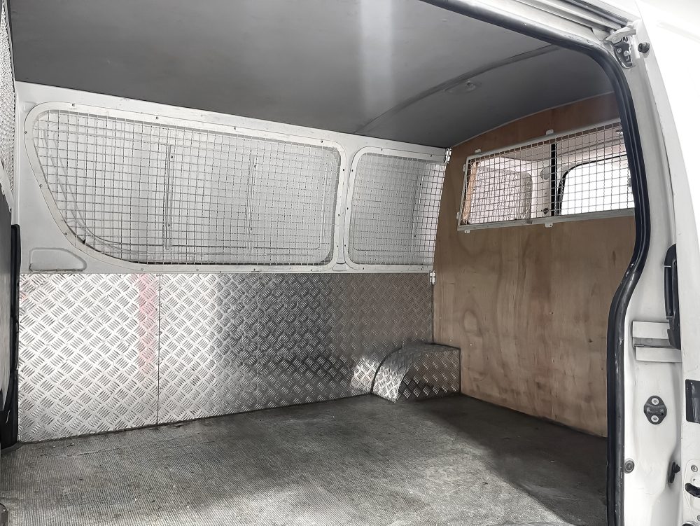 2018 TOYOTA HIACE 3.0 ECONOMY [1P2140] - 7
