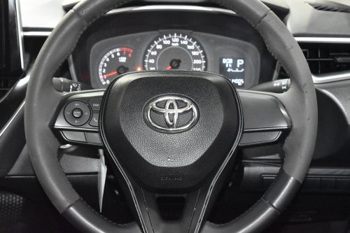 2020-toyota-corolla-altis-1-6-g-1p2077-slide-thumbnail-9