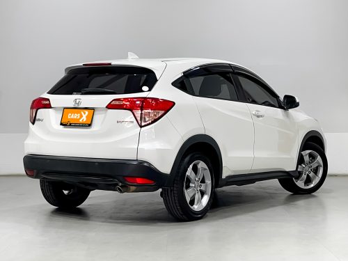2015-honda-hr-v-1-8-e-1p2105v-slide-thumbnail-3