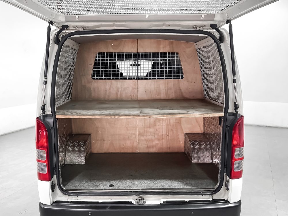 2019 TOYOTA HIACE 3.0 ECONOMY [1P2109] - 5