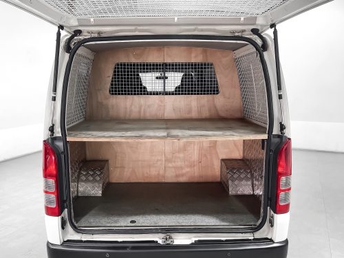 2019-toyota-hiace-3-0-economy-1p2109-slide-thumbnail-4