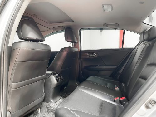2016-honda-accord-2-0-hybrid-tech-1p2033-slide-thumbnail-5