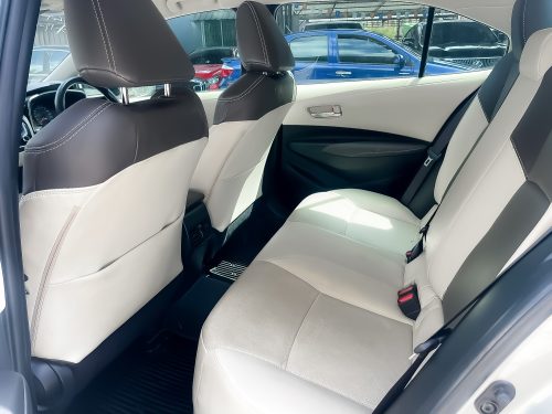 2019-toyota-corolla-altis-1-6-g-1p2070-slide-thumbnail-5