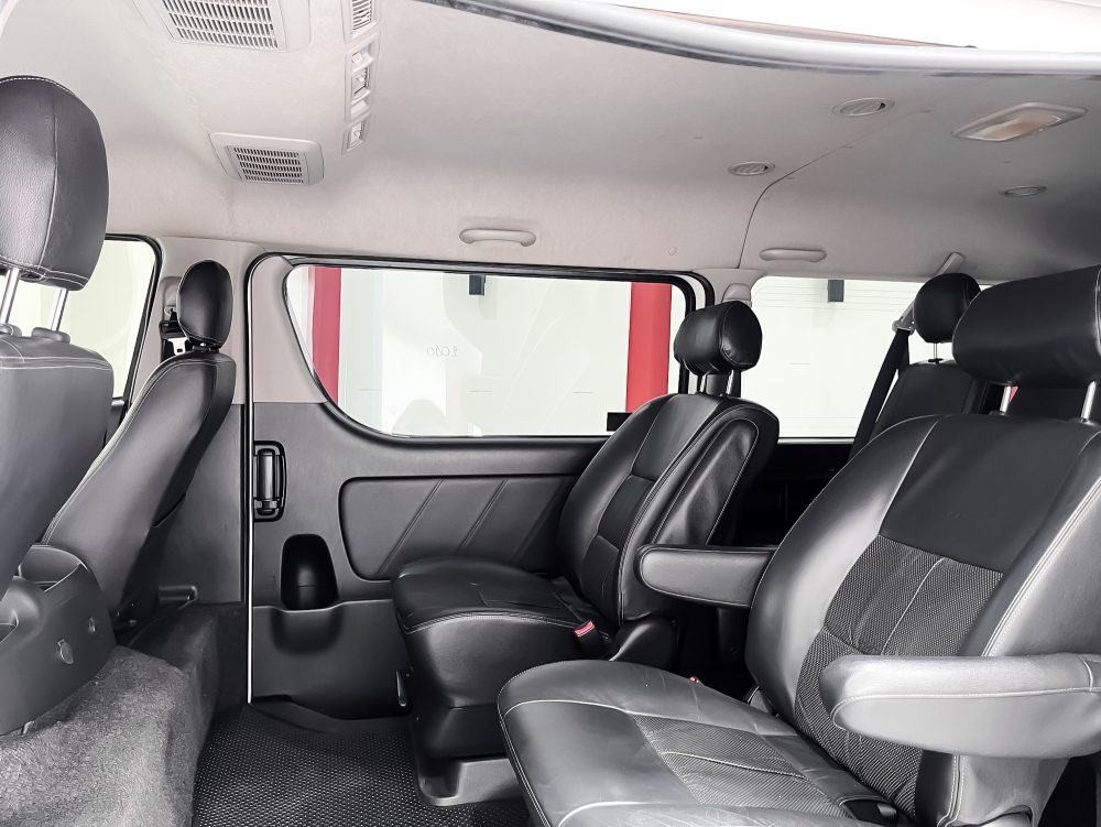 2017 TOYOTA VENTURY 2.7 G [1P2088] - 7