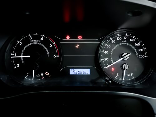 2023-toyota-hilux-revo-2-4-z-edition-entry-1p2106-slide-thumbnail-8