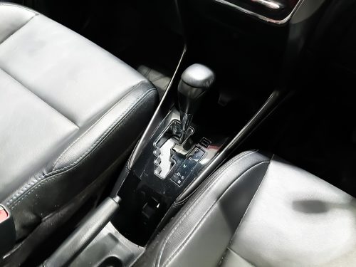 2021-toyota-yaris-1-2-sport-1p2098-slide-thumbnail-9