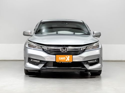2016-honda-accord-2-0-hybrid-tech-1p2033-slide-thumbnail-0