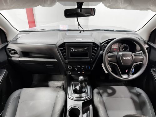 2022-isuzu-d-max-3-0-s-1p2097-slide-thumbnail-10