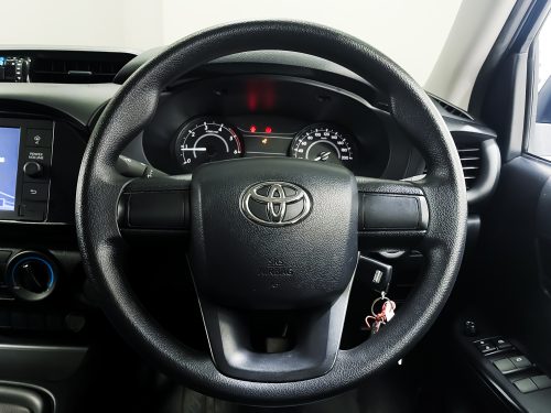 2023-toyota-hilux-revo-2-4-z-edition-entry-1p2106-slide-thumbnail-11