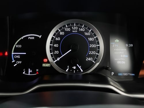 2021-toyota-corolla-altis-1-8-hybrid-smart-1p2141-slide-thumbnail-10