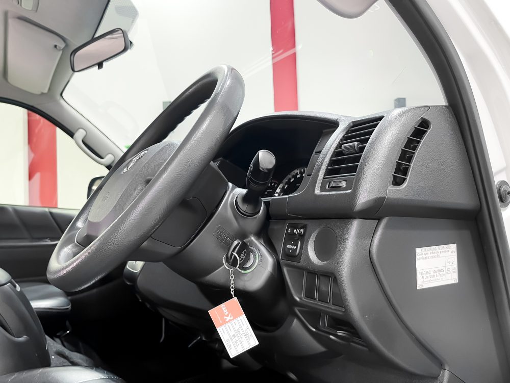 2017 TOYOTA VENTURY 2.7 G [1P2088] - 12
