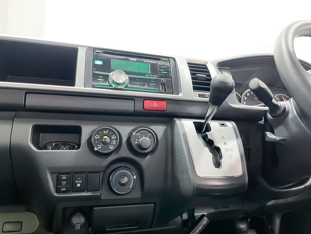 2017 TOYOTA VENTURY 2.7 G [1P2088] - 13