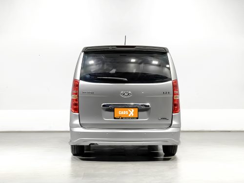 2017-hyundai-h-1-2-5-deluxe-9p0816-slide-thumbnail-4