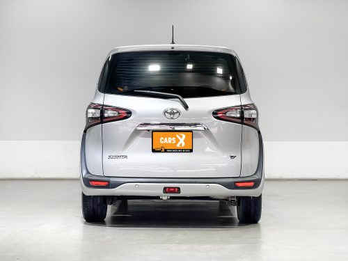 2021-toyota-sienta-1-5-v-1p2072-slide-thumbnail-3
