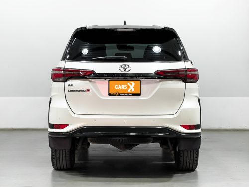 2021-toyota-fortuner-2-8-legender-1p2189-slide-thumbnail-8
