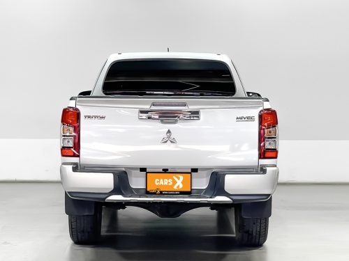 2020-mitsubishi-triton-2-4-gt-plus-1p2142-slide-thumbnail-2