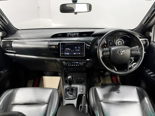 2019-toyota-hilux-revo-2-4-g-rocco-prerunner-1p2211-slide-thumbnail-4