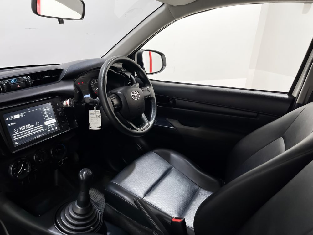 2022 TOYOTA HILUX REVO 2.4 ENTRY [1P2173] - 6
