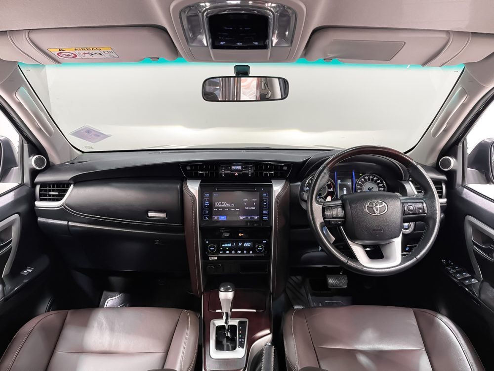 2020 TOYOTA FORTUNER 2.4 V [1P2160] - 6
