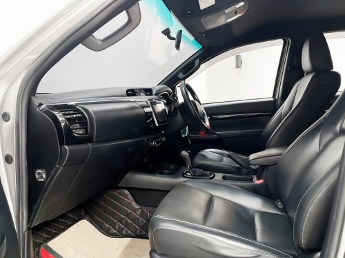 2019-toyota-hilux-revo-2-4-g-rocco-prerunner-1p2211-slide-thumbnail-5