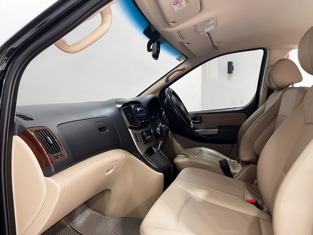 2019 HYUNDAI GRAND STAREX 2.5 VIP [1P2195] - 6