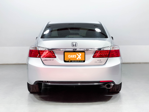 2014-honda-accord-2-4-tech-2s0001-slide-thumbnail-1