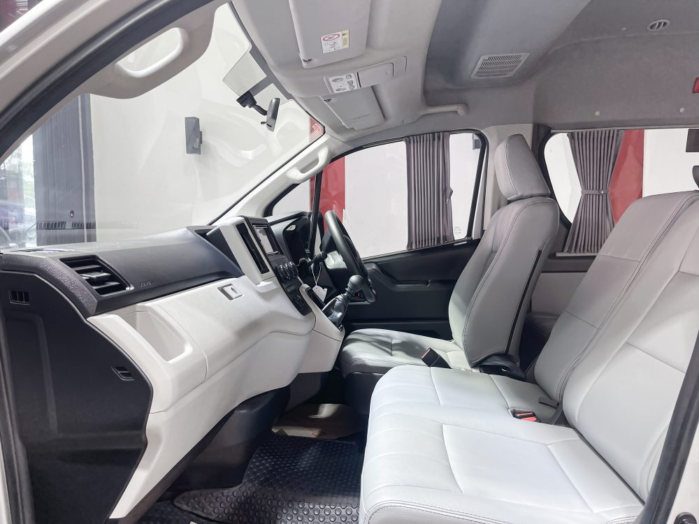 2019 TOYOTA COMMUTER 2.8 [2N0029] - 6