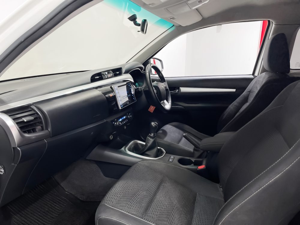 2020 TOYOTA HILUX REVO 2.4 G [1P2264] - 10