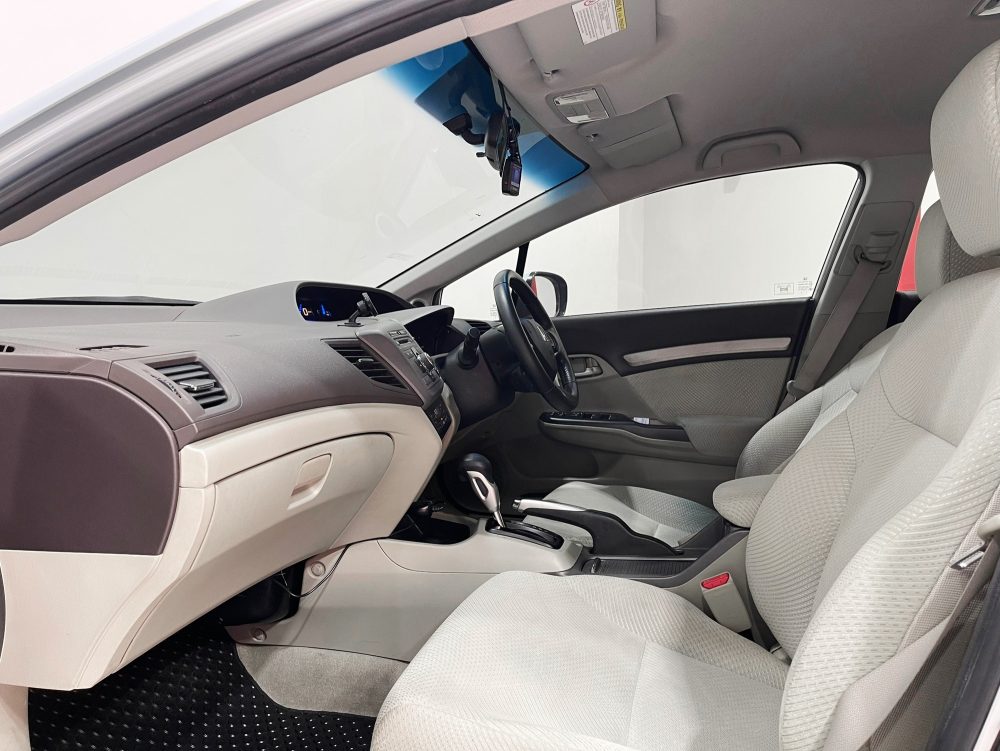 2014 HONDA CIVIC 1.5 HYBRID [1P2229V] - 6