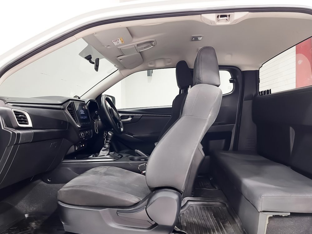 2021 ISUZU D-MAX 1.9 L DA [2C0008] - 7