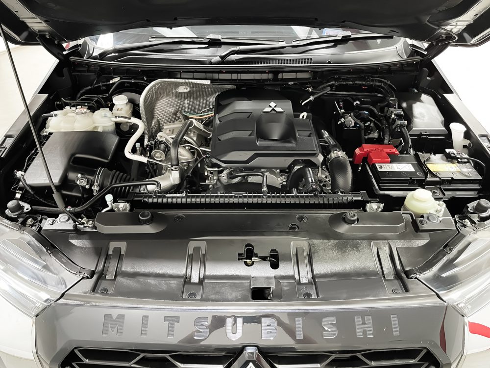 2024 MITSUBISHI TRITON 2.4 PLUS ULTRA [2C0007] - 9