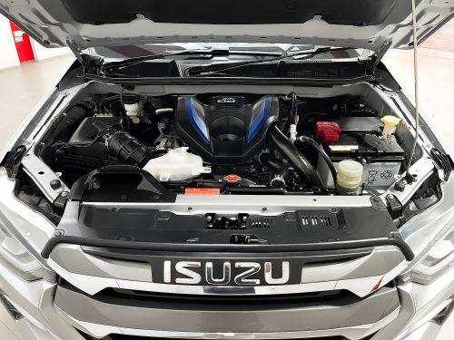 2023-isuzu-d-max-3-0-z-vcross-4wd-1p2166-slide-thumbnail-8