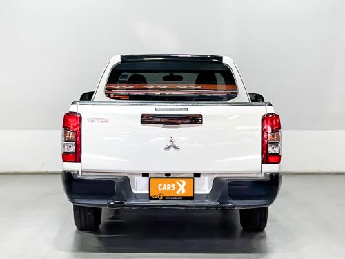 2020-mitsubishi-triton-2-5-glx-limited-edition-9p0801-slide-thumbnail-1