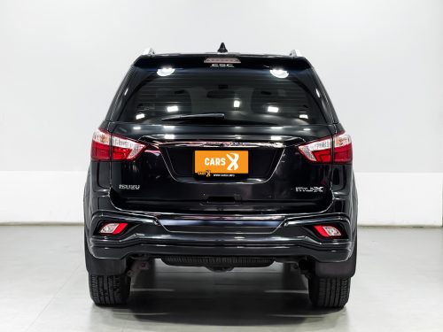 2020-isuzu-mu-x-3-0-the-onyx-1p2255-slide-thumbnail-7