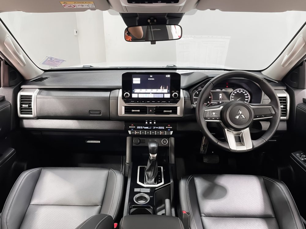 2024 MITSUBISHI TRITON 2.4 PLUS ULTRA [2C0009] - 10