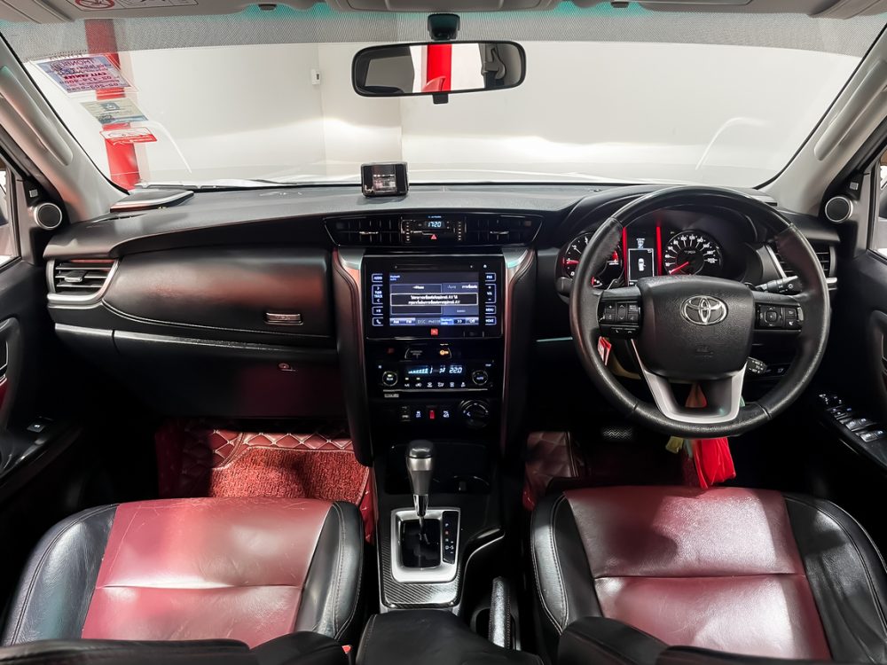 2017 TOYOTA FORTUNER 2.8 TRD SPORTIVO 4WD [1P2252V] - 5