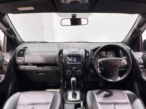 2018-isuzu-d-max-1-9-x-series-z-hi-lander-1p2236-slide-thumbnail-1