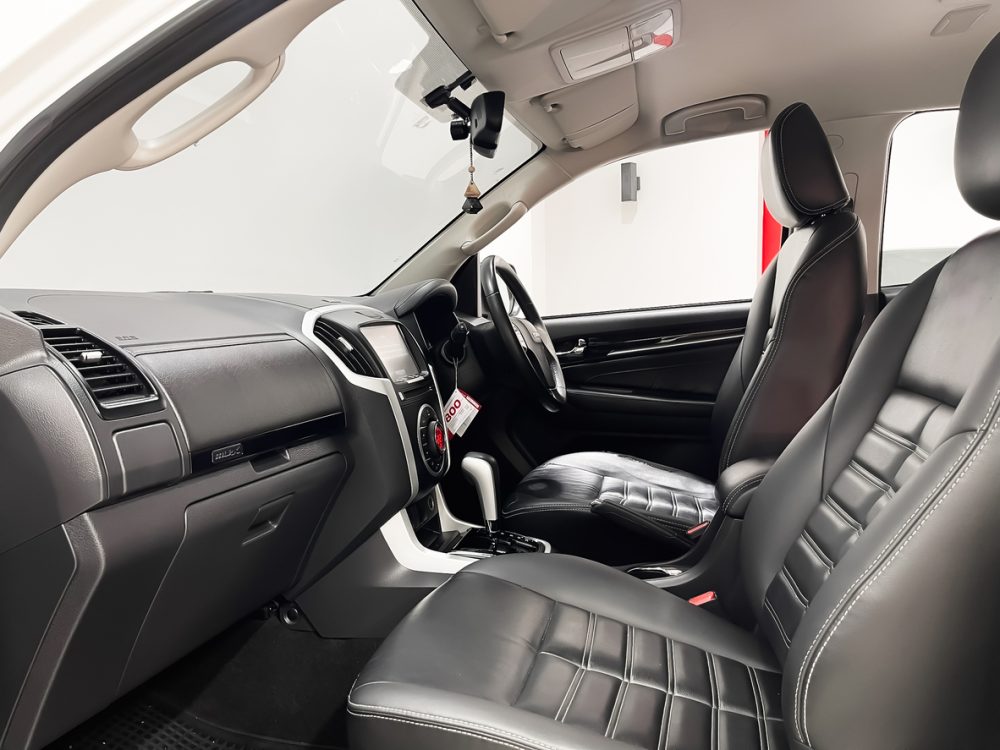 2019 ISUZU MU-X 1.9 THE ONYX [1P2256] - 5
