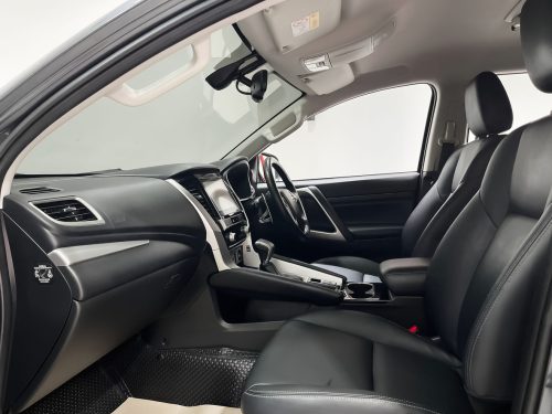2020-mitsubishi-pajero-sport-2-4-gt-premium-1p2262-slide-thumbnail-0
