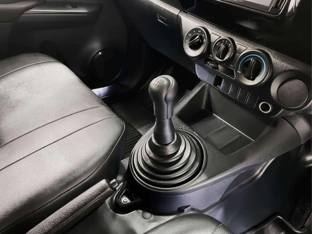 2024 TOYOTA HILUX REVO 2.4 ENTRY [1P2306] - 7
