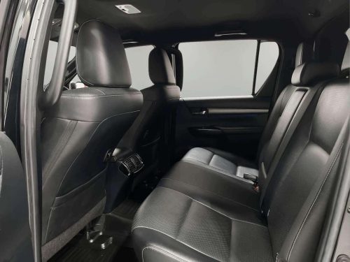 2021-toyota-hilux-revo-2-4-rocco-prerunner-1p2305v-slide-thumbnail-6