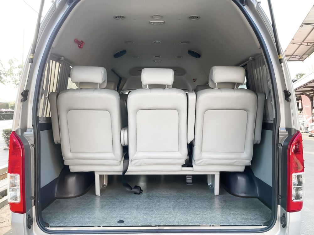 2018 TOYOTA COMMUTER 3.0 DVD [1P2244] - 8