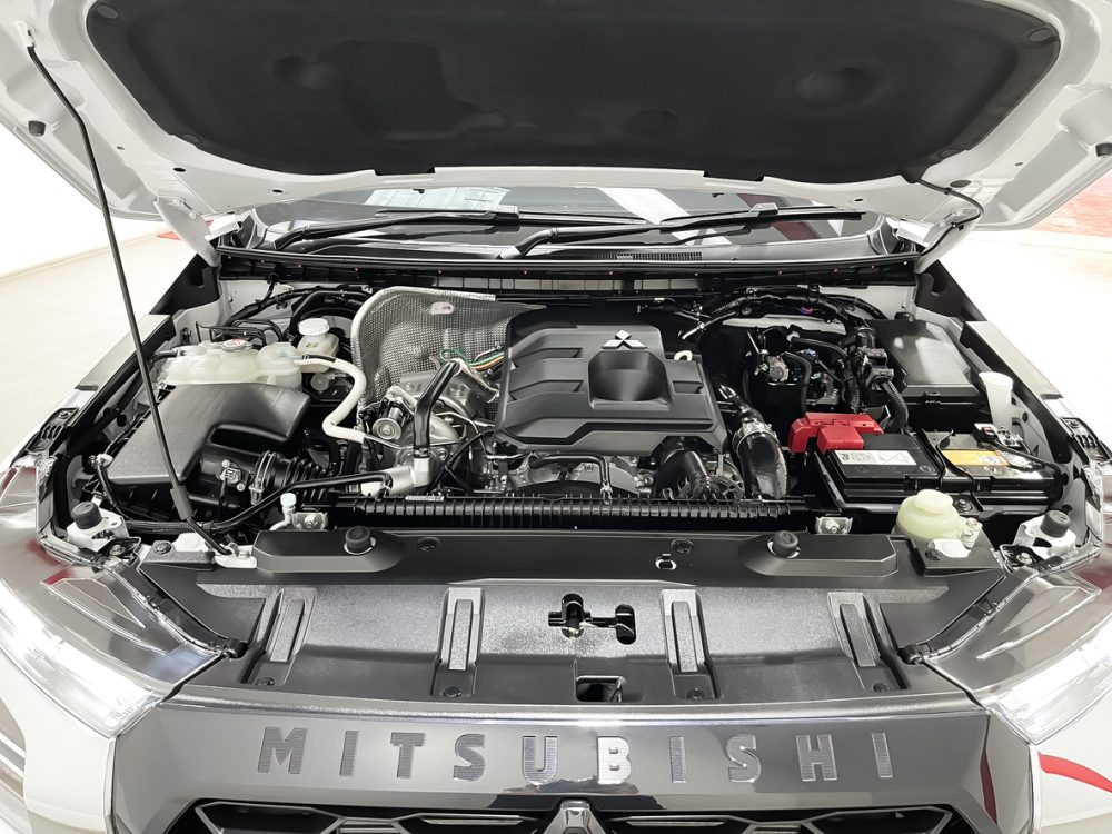 2024 MITSUBISHI TRITON 2.4 PLUS ULTRA [2C0009] - 8