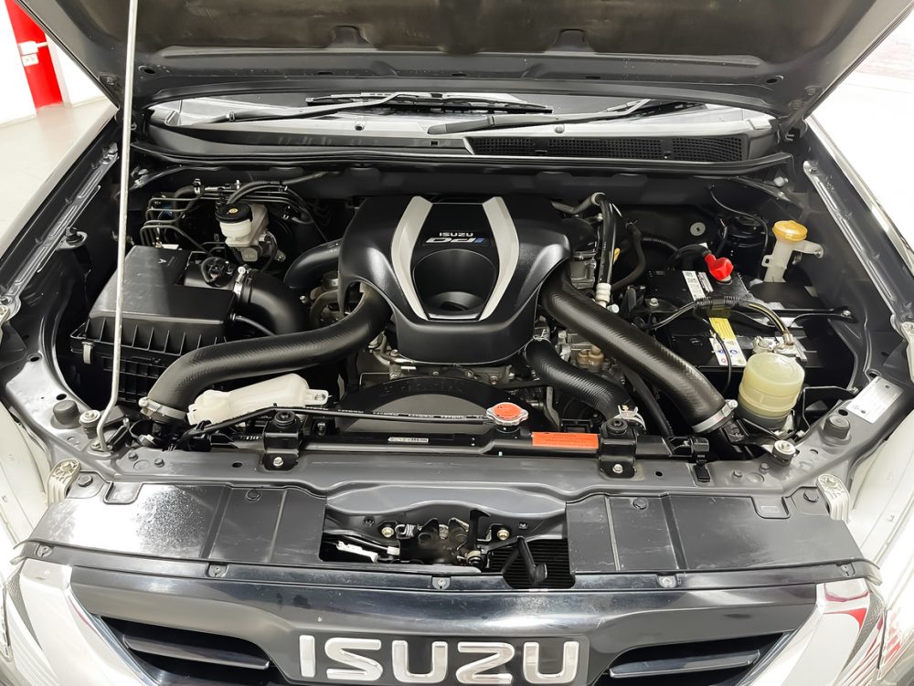 2020 ISUZU MU-X 3.0 THE ONYX [1P2255] - 6