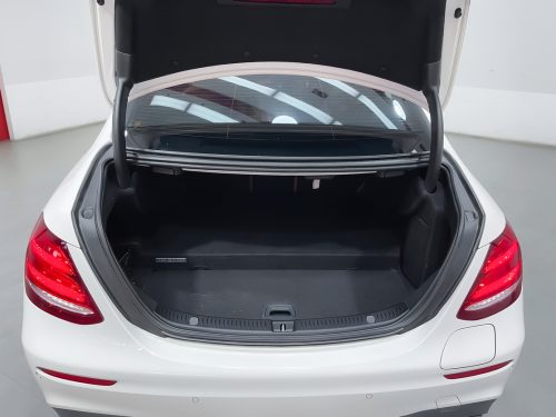2019-mercedes-benz-e350-2-0-e-amg-dynamic-9p0798-slide-thumbnail-8