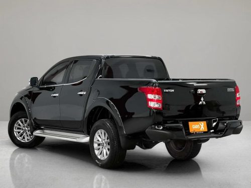 2017-mitsubishi-triton-2-4-gls-limited-plus-1p2280-slide-thumbnail-3