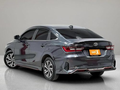 2022-toyota-yaris-ativ-1-2-premium-luxury-1p2296v-slide-thumbnail-3
