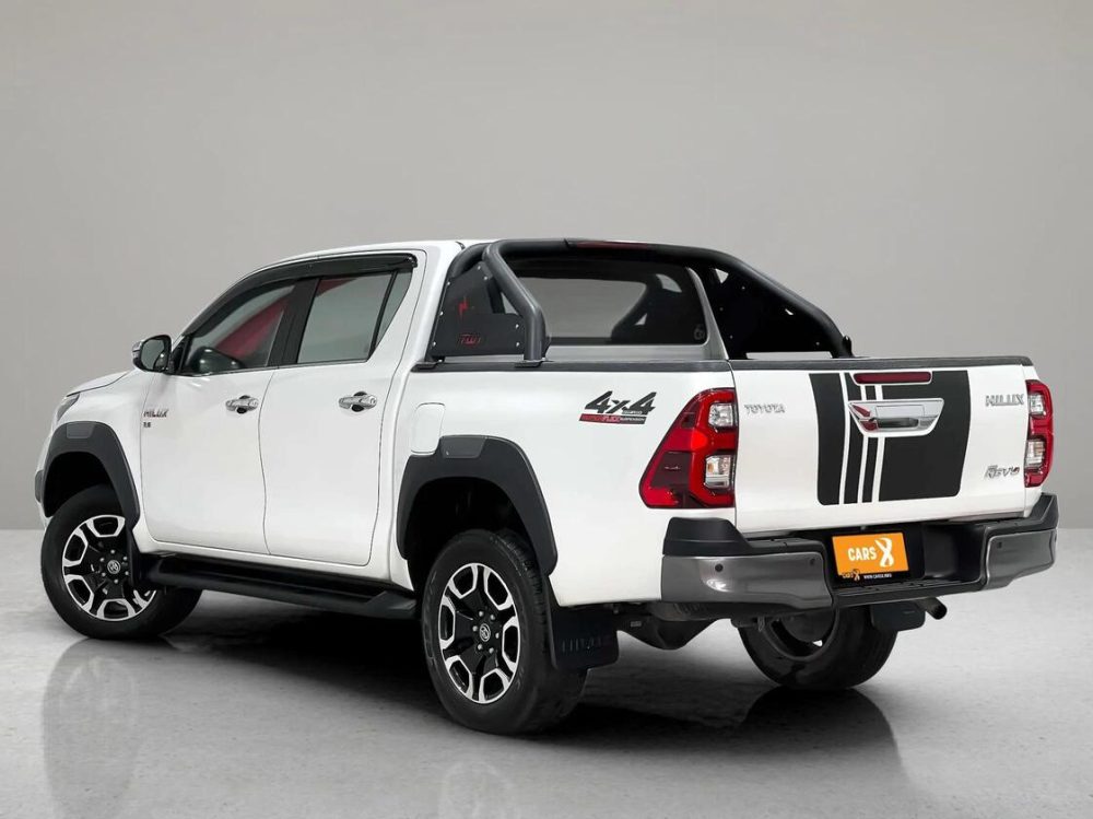 2023 TOYOTA HILUX REVO 2.8 HIGH 4WD [1P2312V] - 6