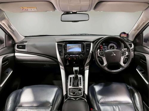 2016-mitsubishi-pajero-sport-2-4-gt-premium-4wd-1p2386v-2-slide-thumbnail-9